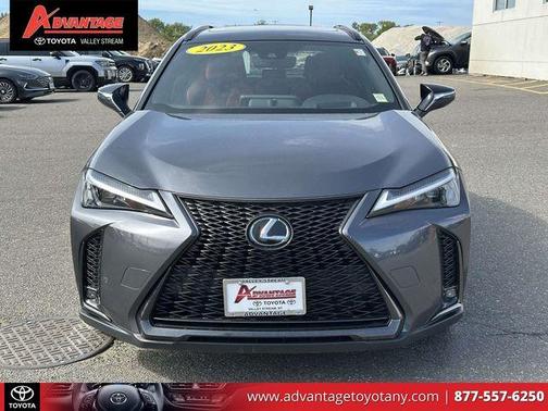 Cloudburst Gray 2023 Lexus UX 250h F SPORT Handling