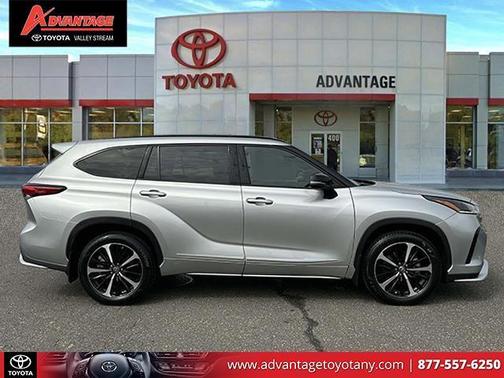 2022 Toyota Highlander XSE