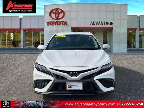 Ice Edge 2023 Toyota Camry SE