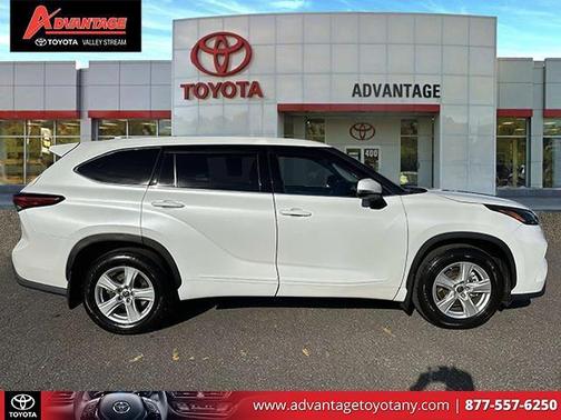 2022 Toyota Highlander L