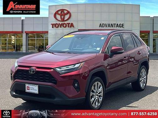 2022 Toyota RAV4 XLE Premium