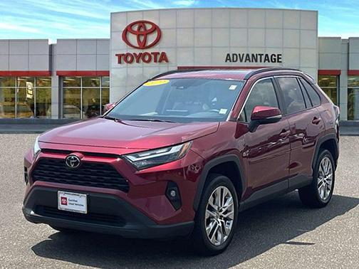 2022 Toyota RAV4 XLE Premium