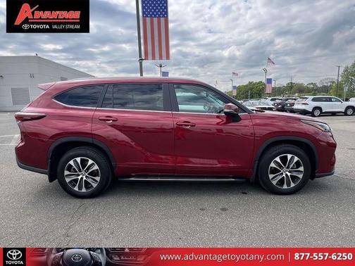 Ruby Flare Pearl 2024 Toyota Highlander XLE