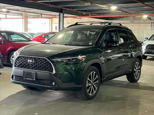 2025 Toyota Corolla Cross XLE