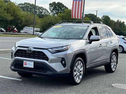 2025 Toyota RAV4 XLE Premium
