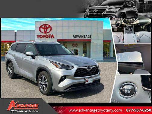 Celestial Silver Metallic 2023 Toyota Highlander XLE