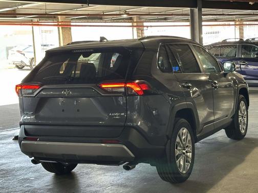 2025 Toyota RAV4 Limited