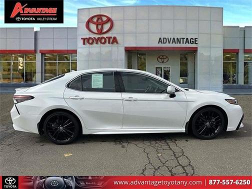 2024 Toyota Camry Hybrid XSE