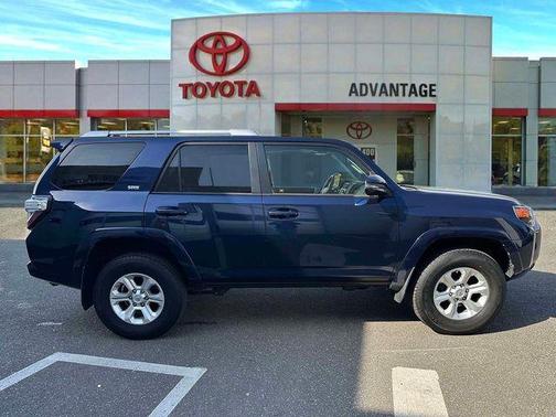 Nautical Blue Metallic 2017 Toyota 4Runner SR5 Premium