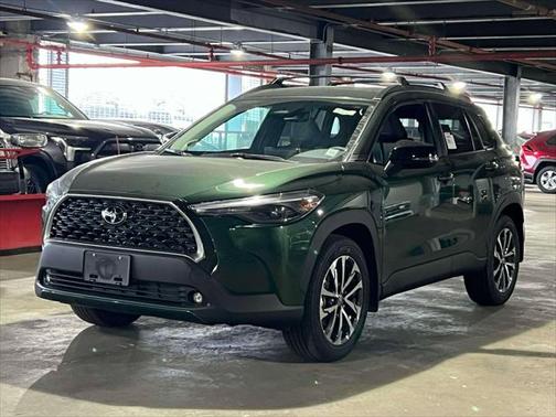 2025 Toyota Corolla Cross XLE
