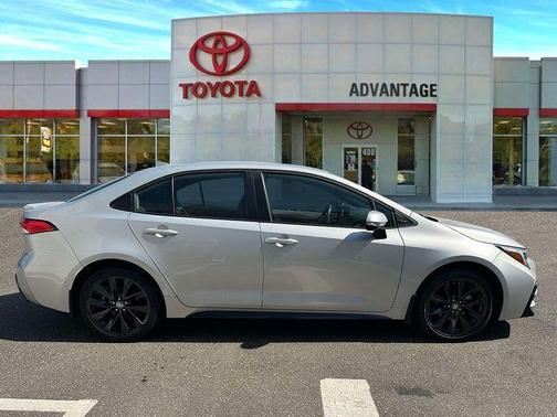 Classic Silver Metallic 2023 Toyota Corolla SE