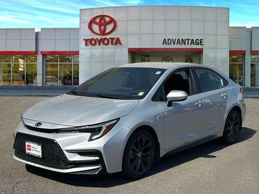 Classic Silver Metallic 2023 Toyota Corolla SE