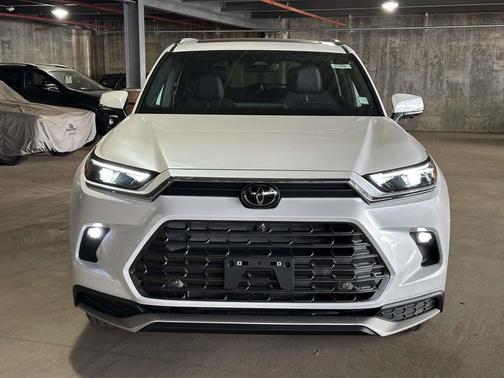 2026 Toyota Grand Highlander Hybrid Limited MAX