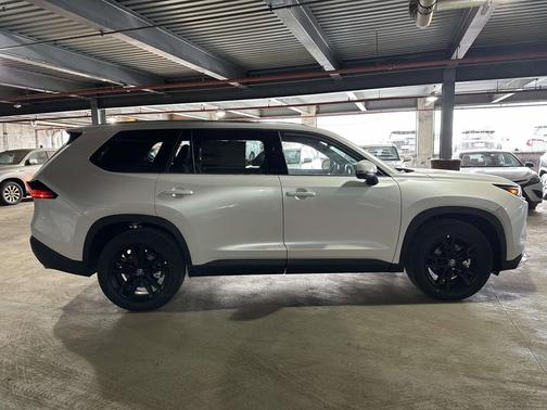 2026 Toyota Grand Highlander Hybrid Limited MAX