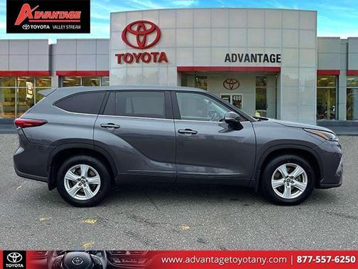 2022 Toyota Highlander L