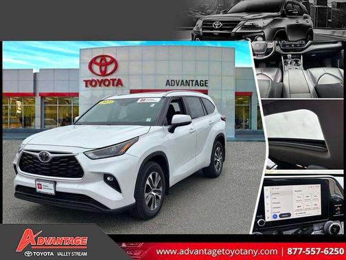 Wind Chill Pearl 2023 Toyota Highlander XLE