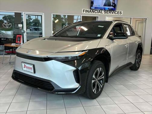 2025 Toyota bZ4X XLE