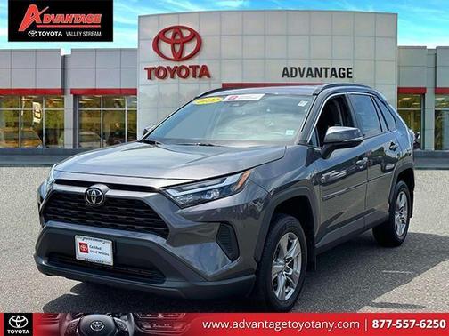 2022 Toyota RAV4 XLE