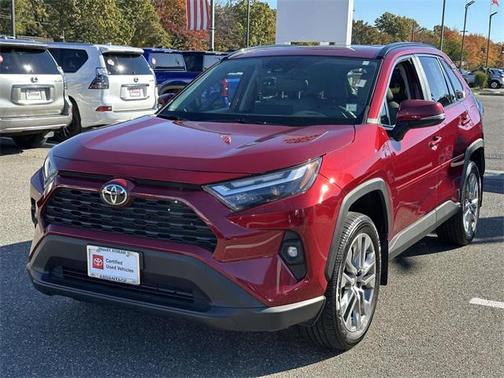 2022 Toyota RAV4 XLE Premium