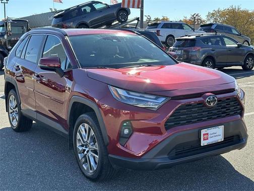2022 Toyota RAV4 XLE Premium