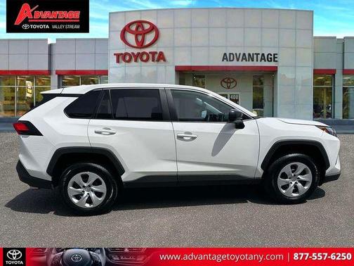 Ice 2024 Toyota RAV4 LE