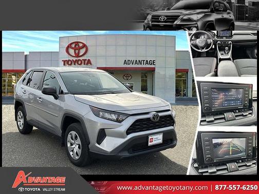 2022 Toyota RAV4 LE