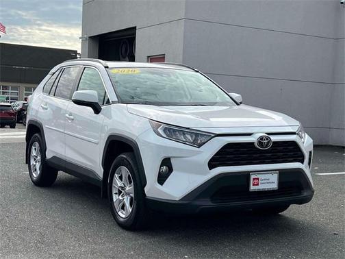 2020 Toyota RAV4 XLE