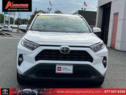 2020 Toyota RAV4 XLE