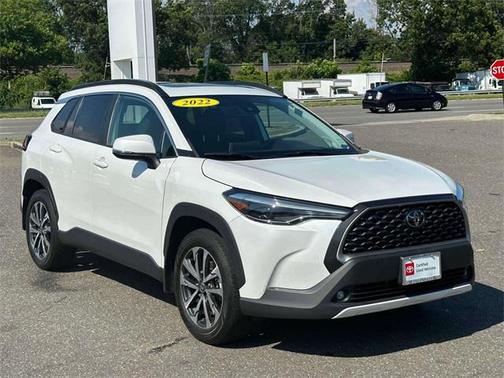 2022 Toyota Corolla Cross XLE