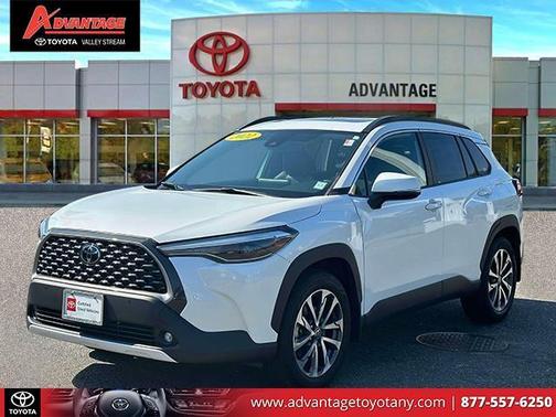 2022 Toyota Corolla Cross XLE
