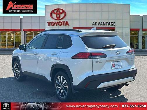 2022 Toyota Corolla Cross XLE