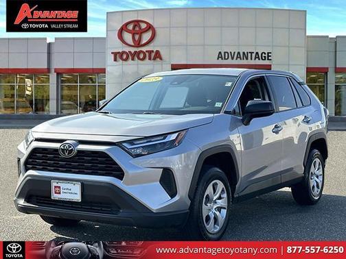 2023 Toyota RAV4 LE