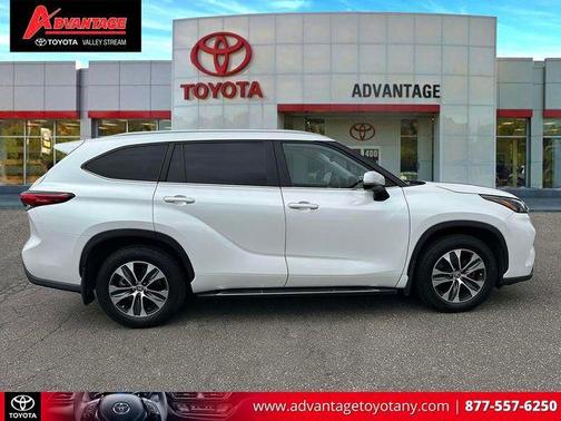 Pearl 2023 Toyota Highlander XLE