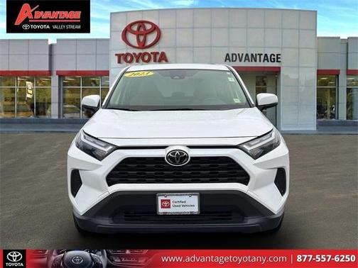 2023 Toyota RAV4 LE