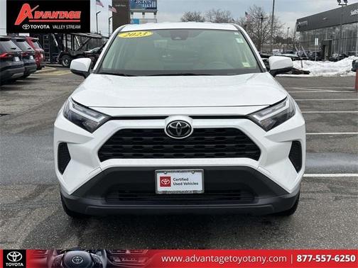 2023 Toyota RAV4 LE