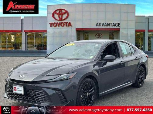 UNDERGROUND 2025 Toyota Camry SE