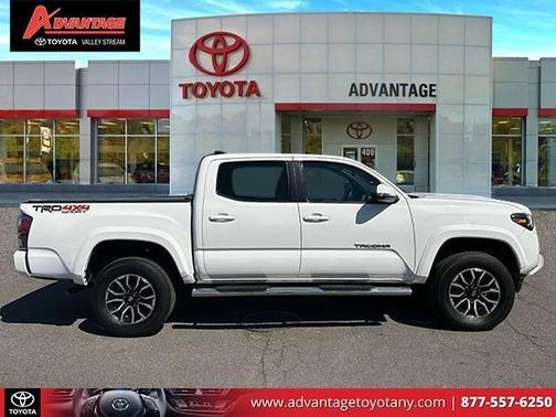 2022 Toyota Tacoma SR