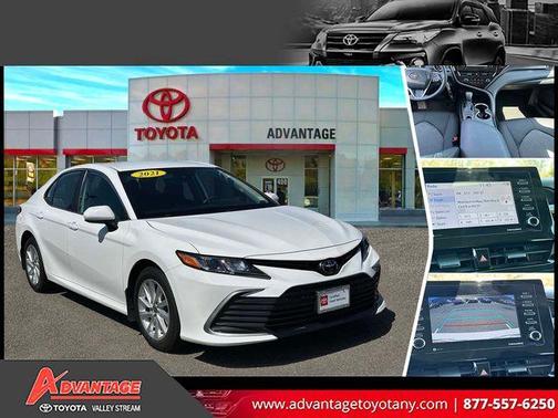 Ice Edge / Midnight Black Metallic 2021 Toyota Camry LE