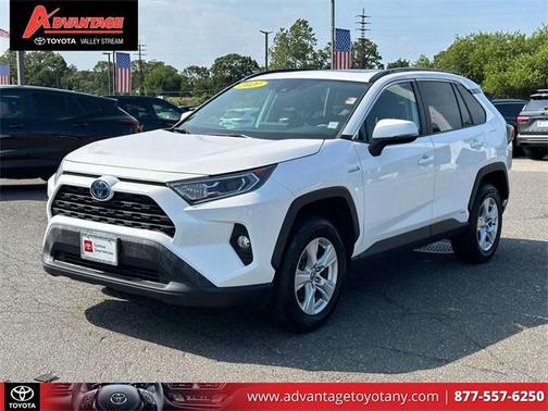 2021 Toyota RAV4 Hybrid XLE