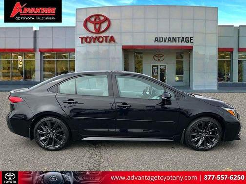Midnight Black 2024 Toyota Corolla SE