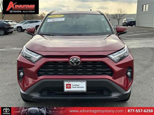 2025 Toyota RAV4 XLE Premium