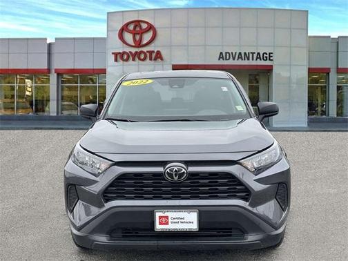 2022 Toyota RAV4 LE