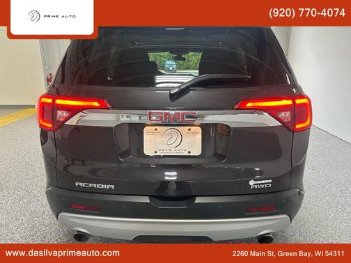 2017 GMC Acadia SLE-2