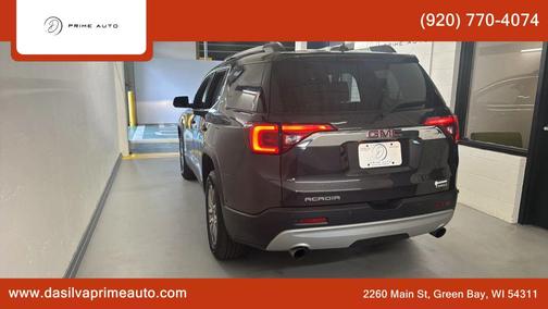 2017 GMC Acadia SLE-2