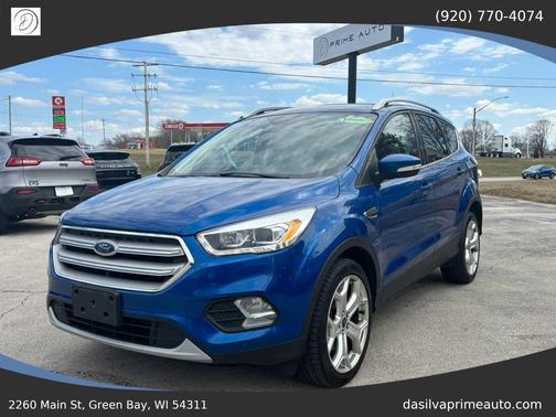 Lightning Blue Metallic 2019 Ford Escape Titanium