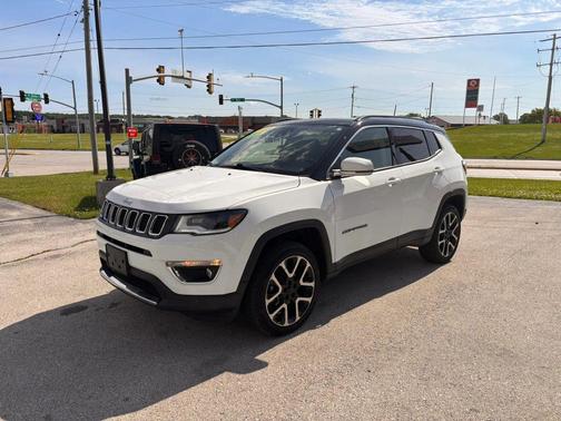 White 2018 Jeep Compass Sport