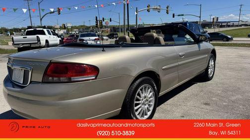 2004 Chrysler Sebring Base