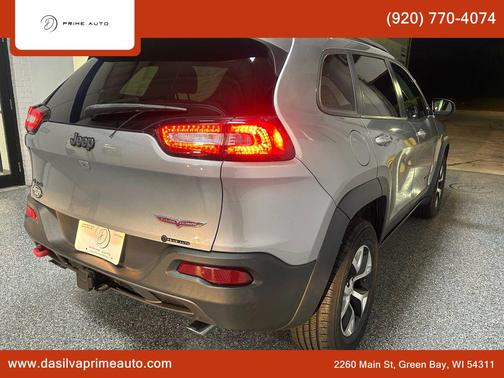 2016 Jeep Cherokee Sport