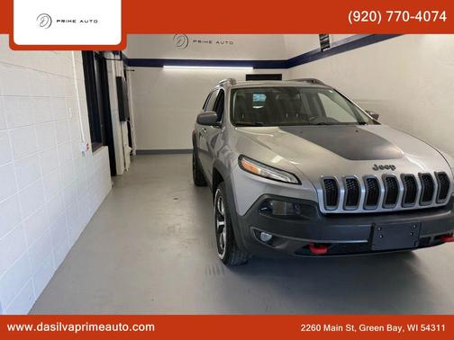 2016 Jeep Cherokee Sport