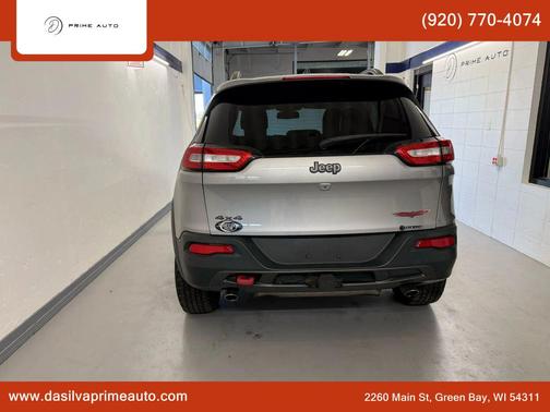 2016 Jeep Cherokee Sport